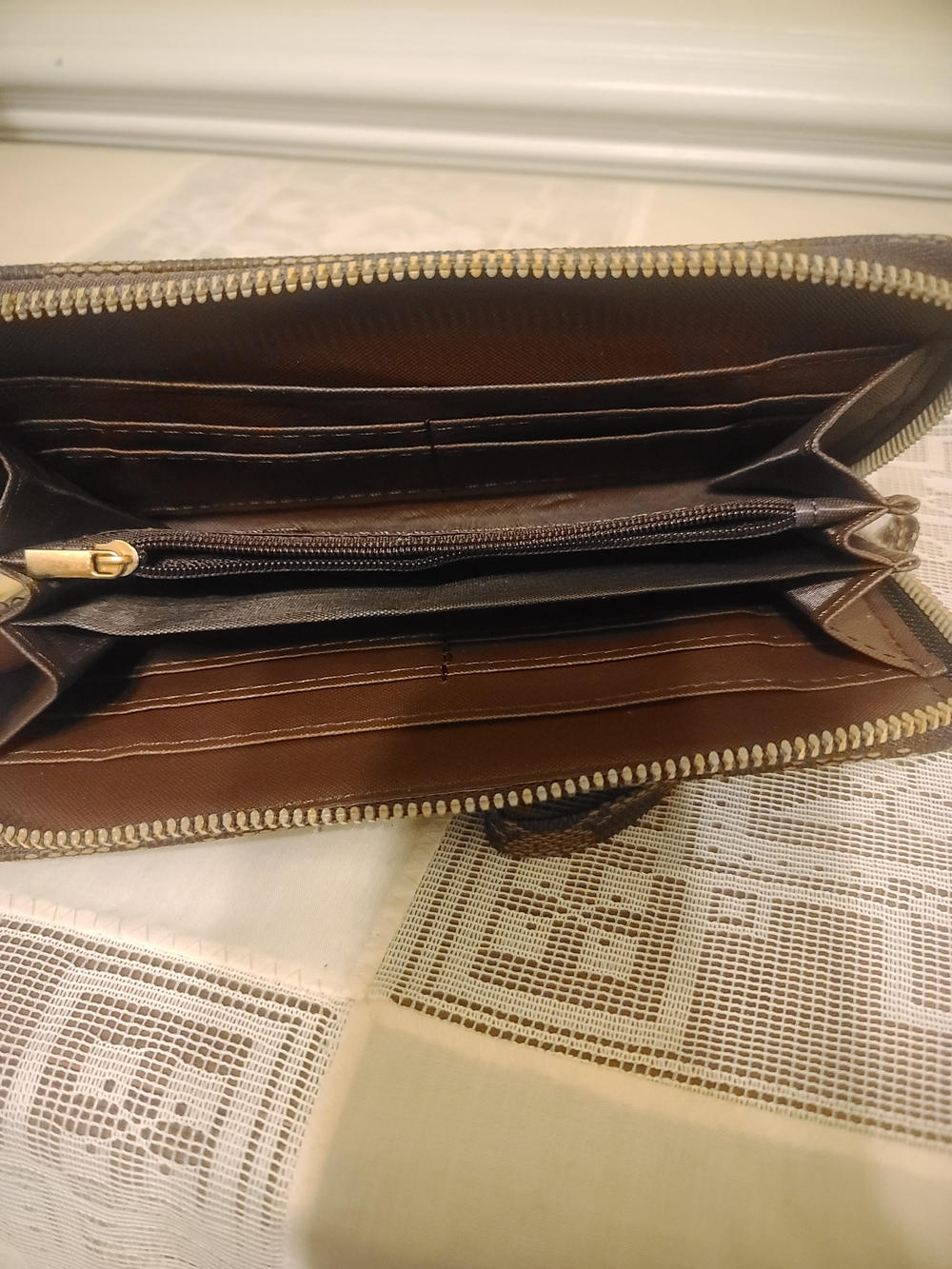 Brown Check Pattern Zip Wristlet Wallet - Picture 3 of 3